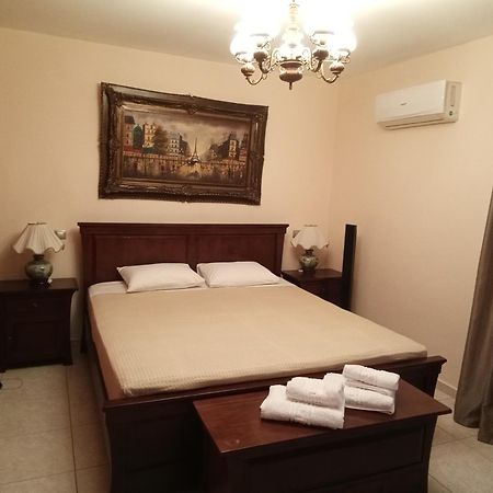 Villa Avatos - Near To The Port Of Rafina And The Airport Of Athens Agios Spyridon  Esterno foto